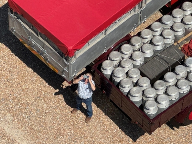 71dbf517-2fe6-4f35-b570-e342a0b0fefe