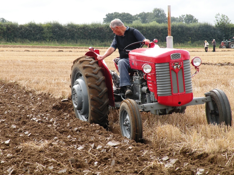 keith-gore-on-his-1962-mf-65-with-a-3-furrow-ransome-general-purpose-plough