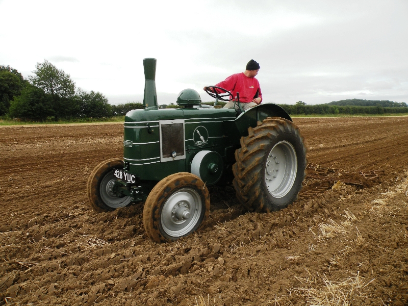 mark-crowford-on-his-1948-series-2-single-cylinder-marshall-pulling-a-set-of-harrows