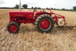 n-albertons-1956-international-b250-with-his-b12-2-furrow-plough-2