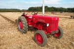 n-albertons-1956-international-b250-with-his-b12-2-furrow-plough-4